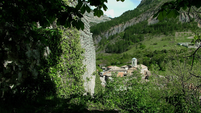 Rémuzat Village