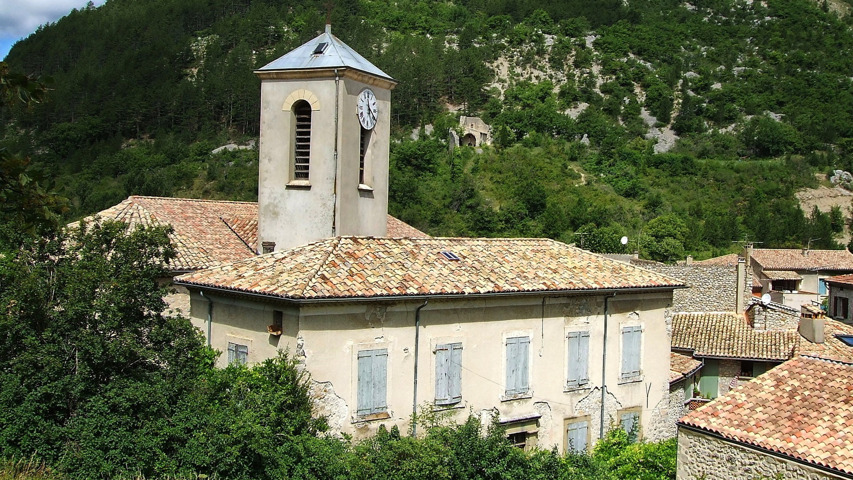 Rémuzat Village