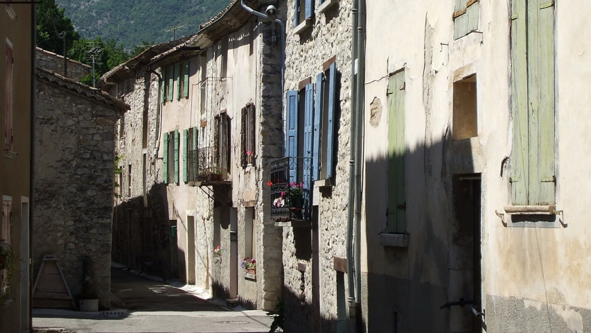 Rémuzat Village