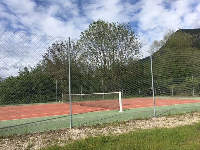 Terrain de tennis de Rémuzat